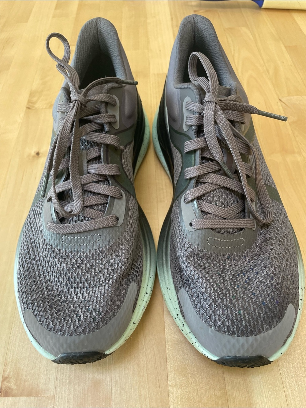 Lululemon Blissfeel Run Winter - Gray/Mint - Women's Sz 8.5